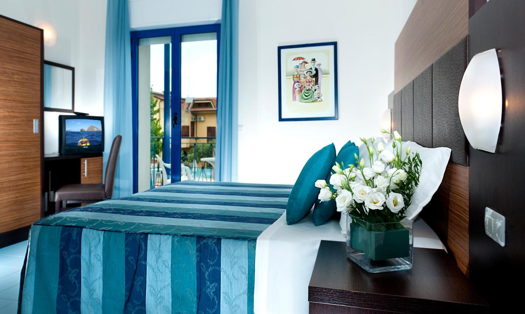 Hotel Paris Resort Bellaria-Igea Marina Pokoj fotografie