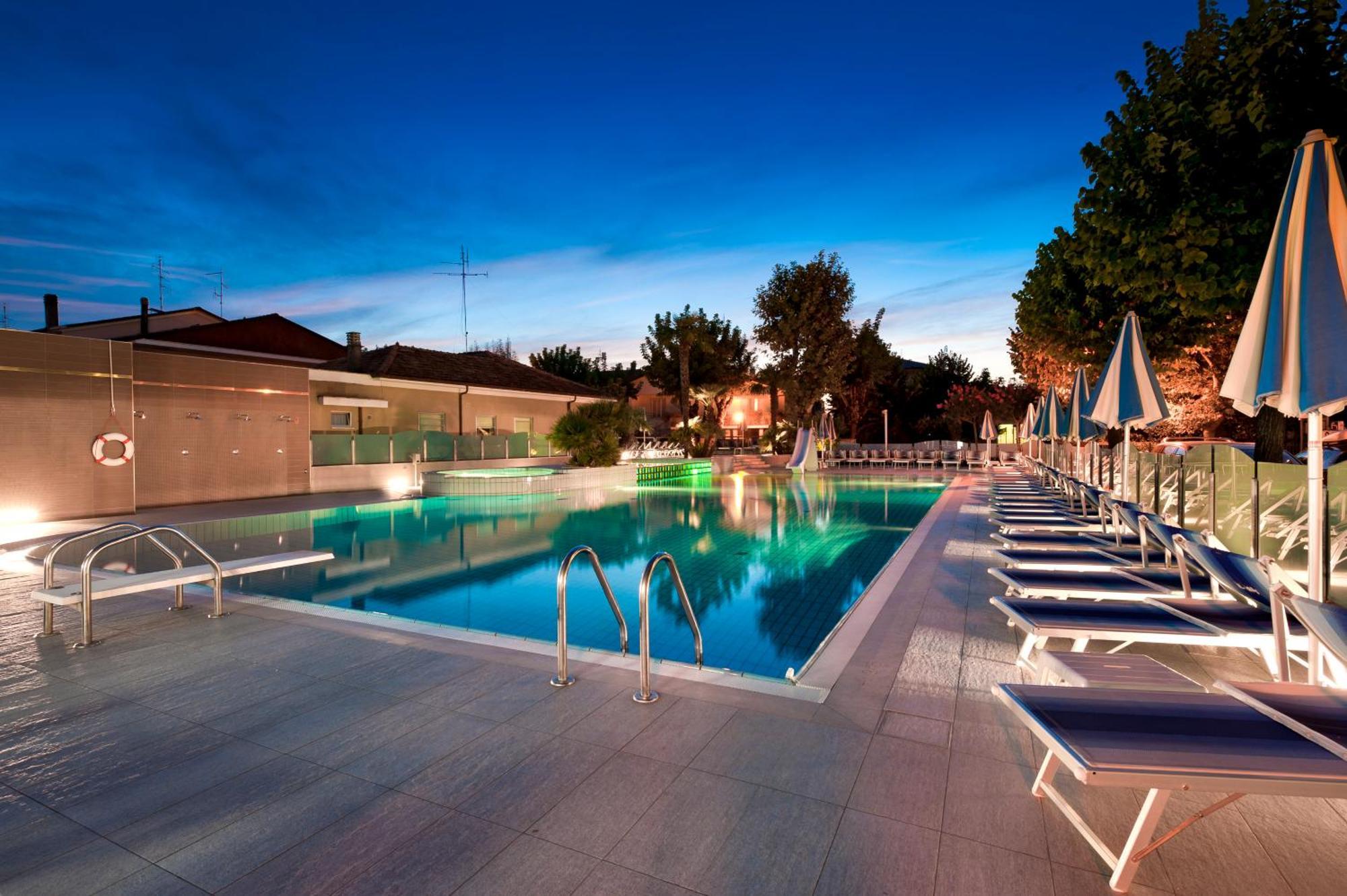 Hotel Paris Resort Bellaria-Igea Marina Exteriér fotografie