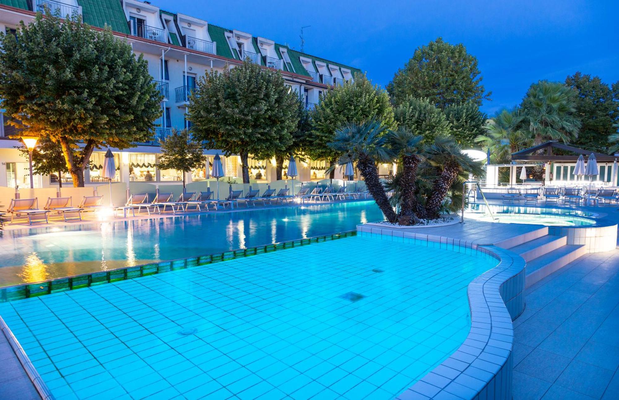 Hotel Paris Resort Bellaria-Igea Marina Exteriér fotografie