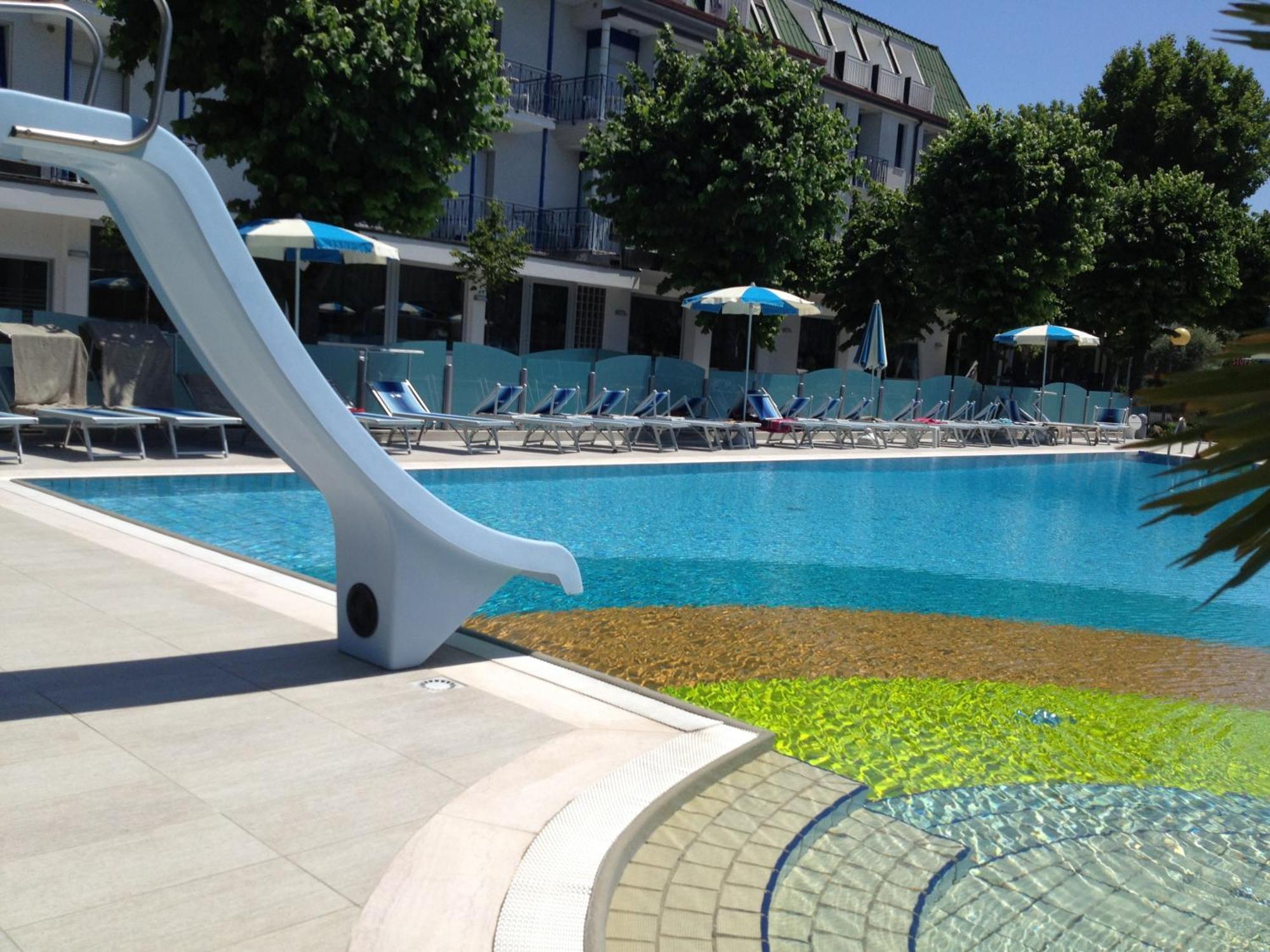 Hotel Paris Resort Bellaria-Igea Marina Exteriér fotografie